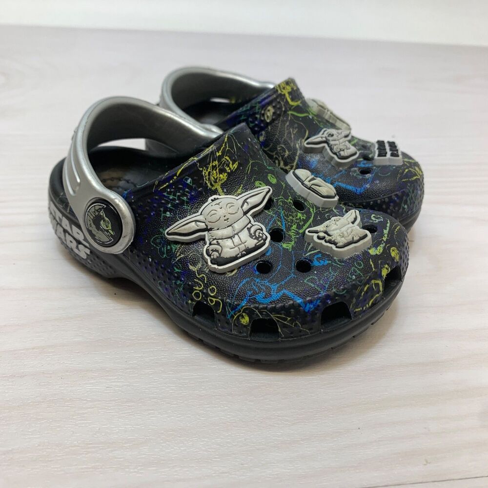 CROCS Toddler Size C5 Clog T Unisex Star Wars The Mandalorianβ Sandals